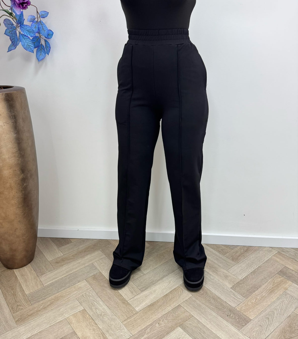 Pants Straight By Swan Black HS6169