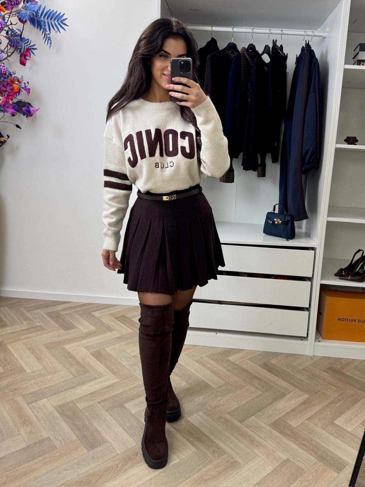 Trui Iconic Off White Choco 3023