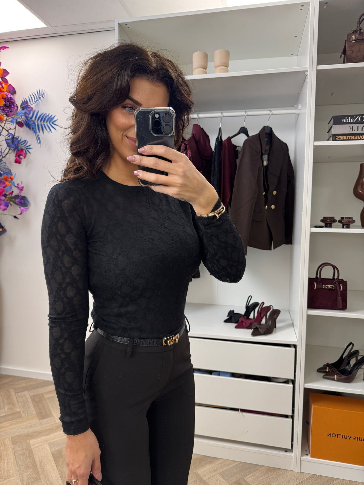 Top Stella Lace By Swan Black HS9767