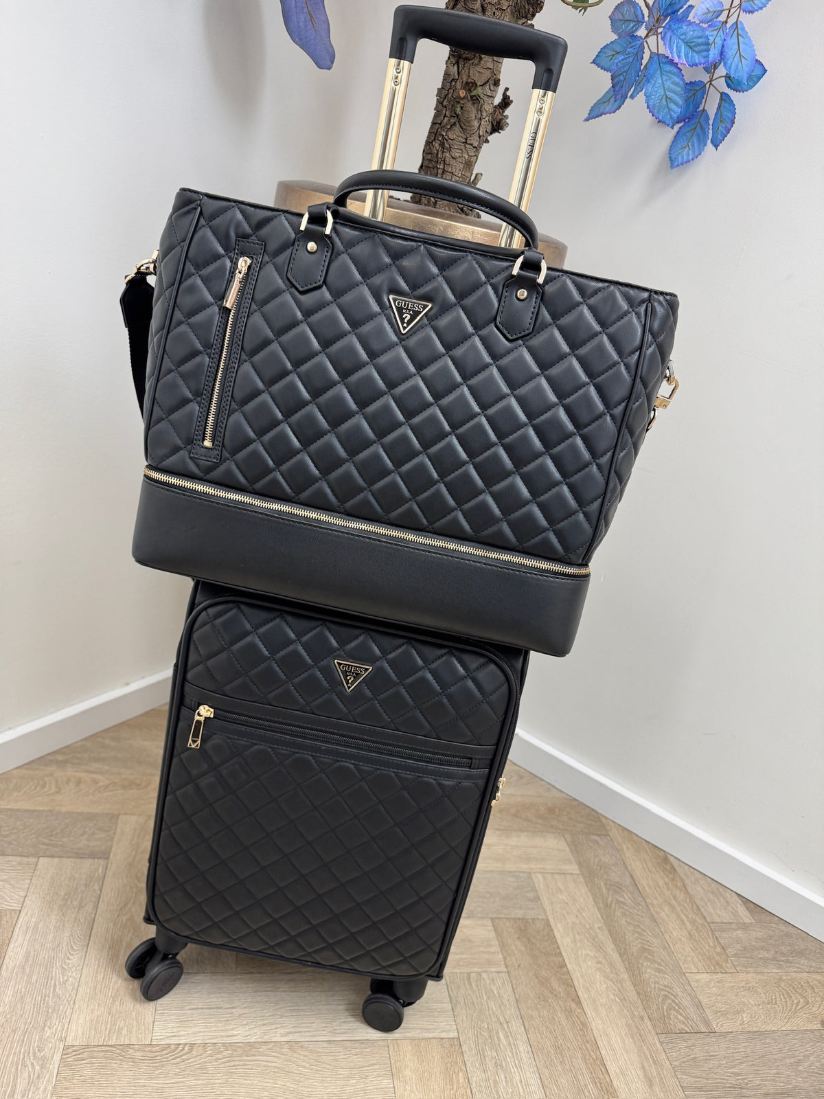 Small Trolley Juliet Black Guess 1382