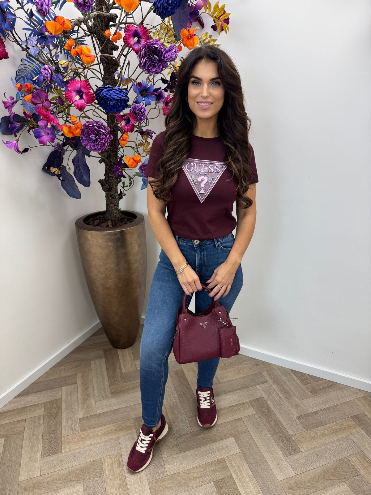 T-shirt Triangle Crystals Wine Guess 1458