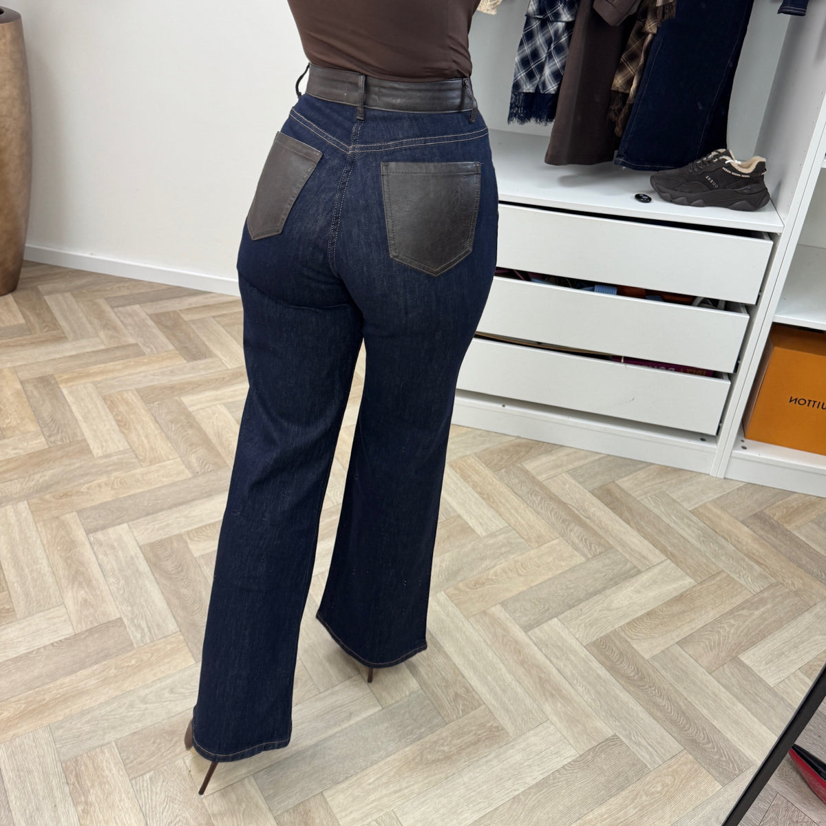 Jeans Leather Pockets Y5592