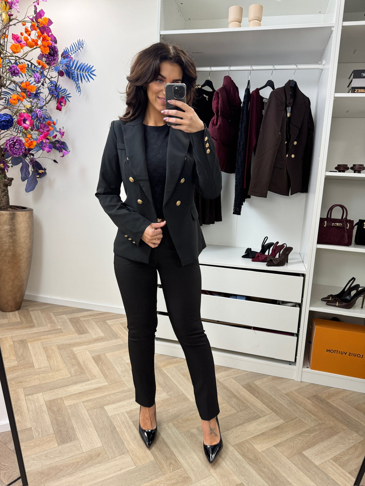 Blazer Gold Button Black V1721