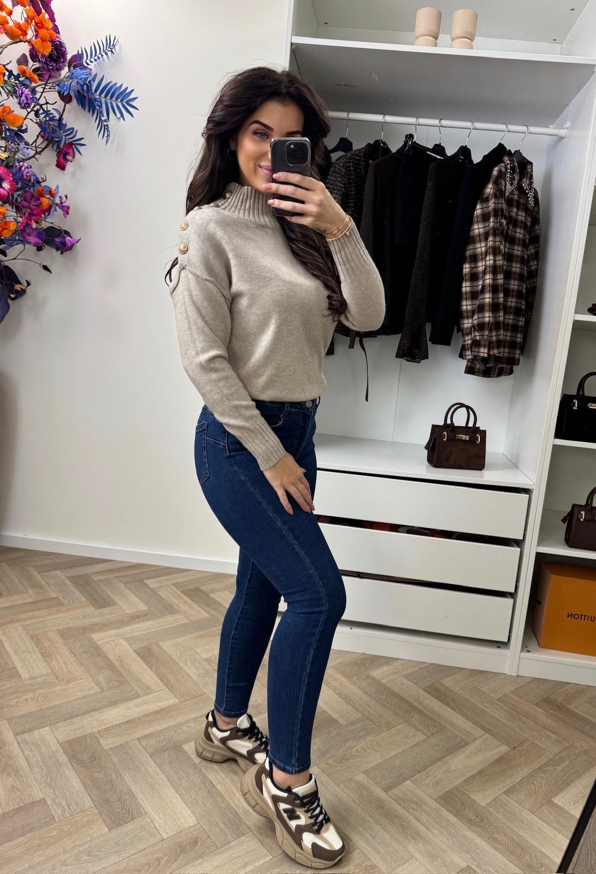 Trui Gold Button Taupe 58016