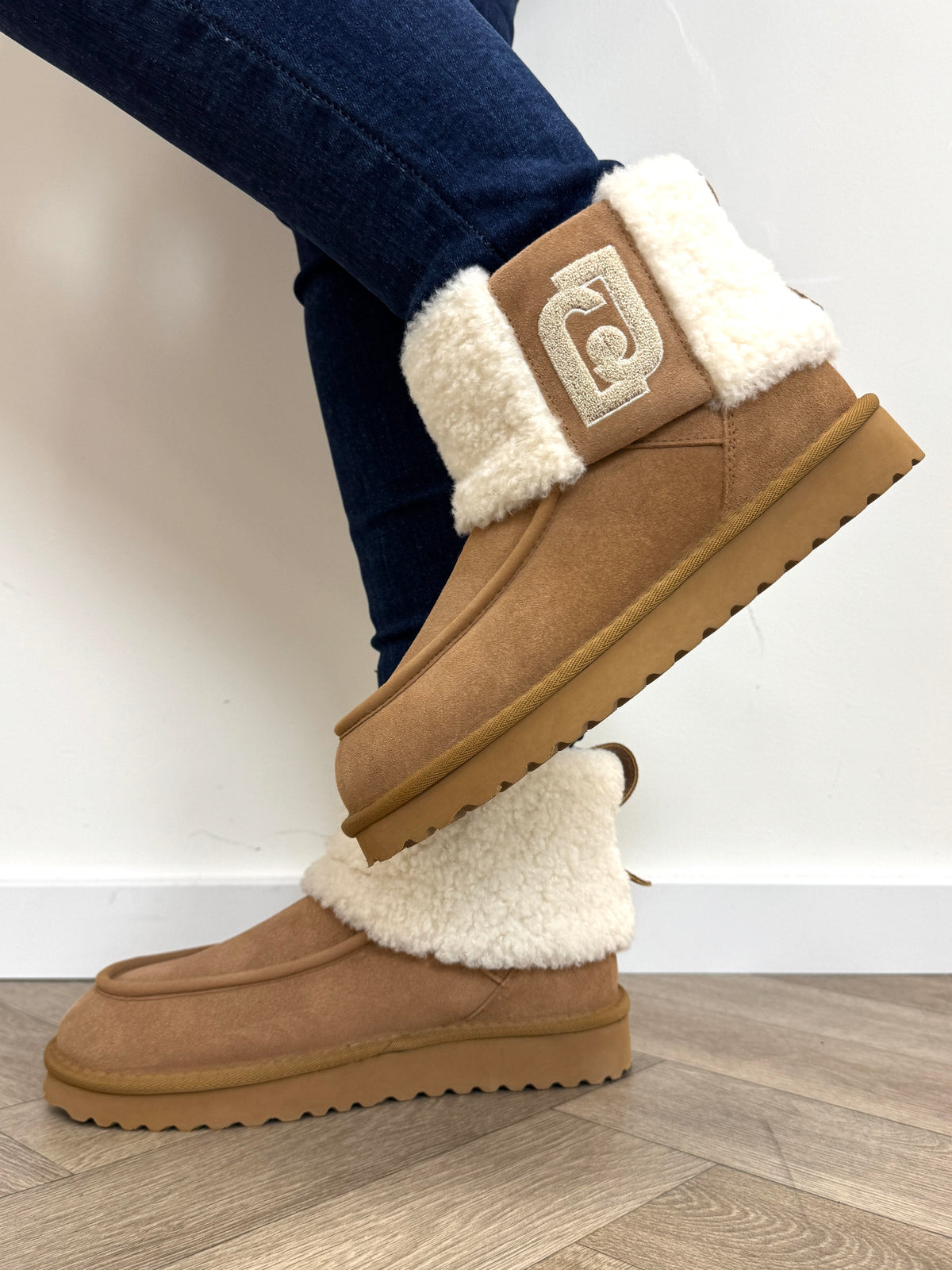 Ankle Boots Teddy LJ Logo Camel Liu Jo 2025