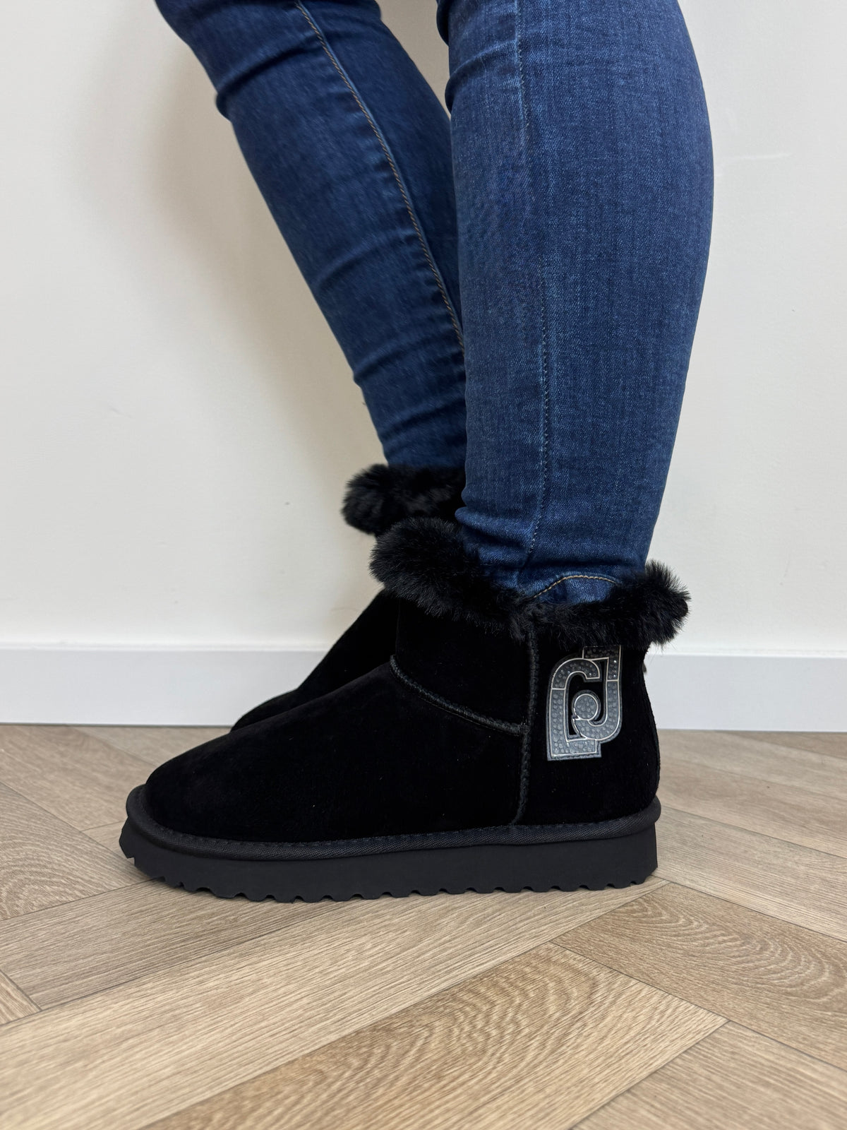 Ankle Boots LJ Logo Suede Black Liu Jo 2024