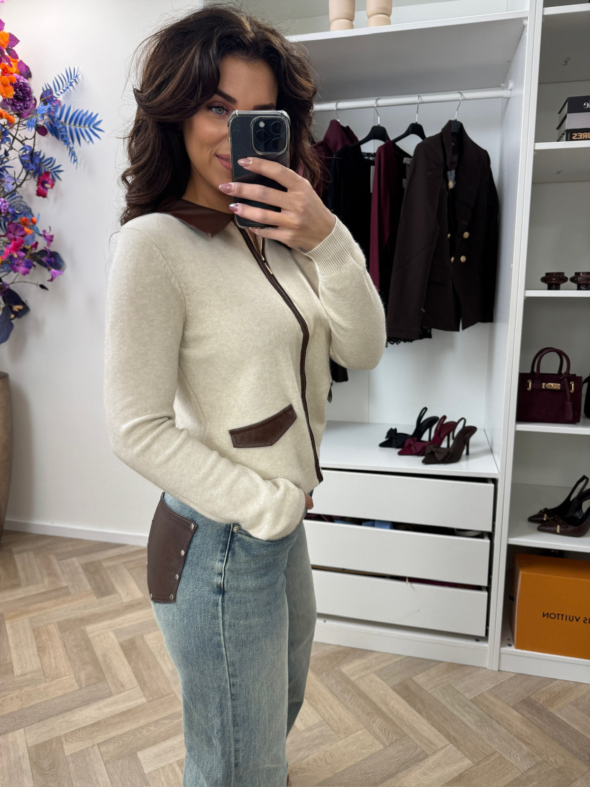 Top Leather Detail Apricot C16911