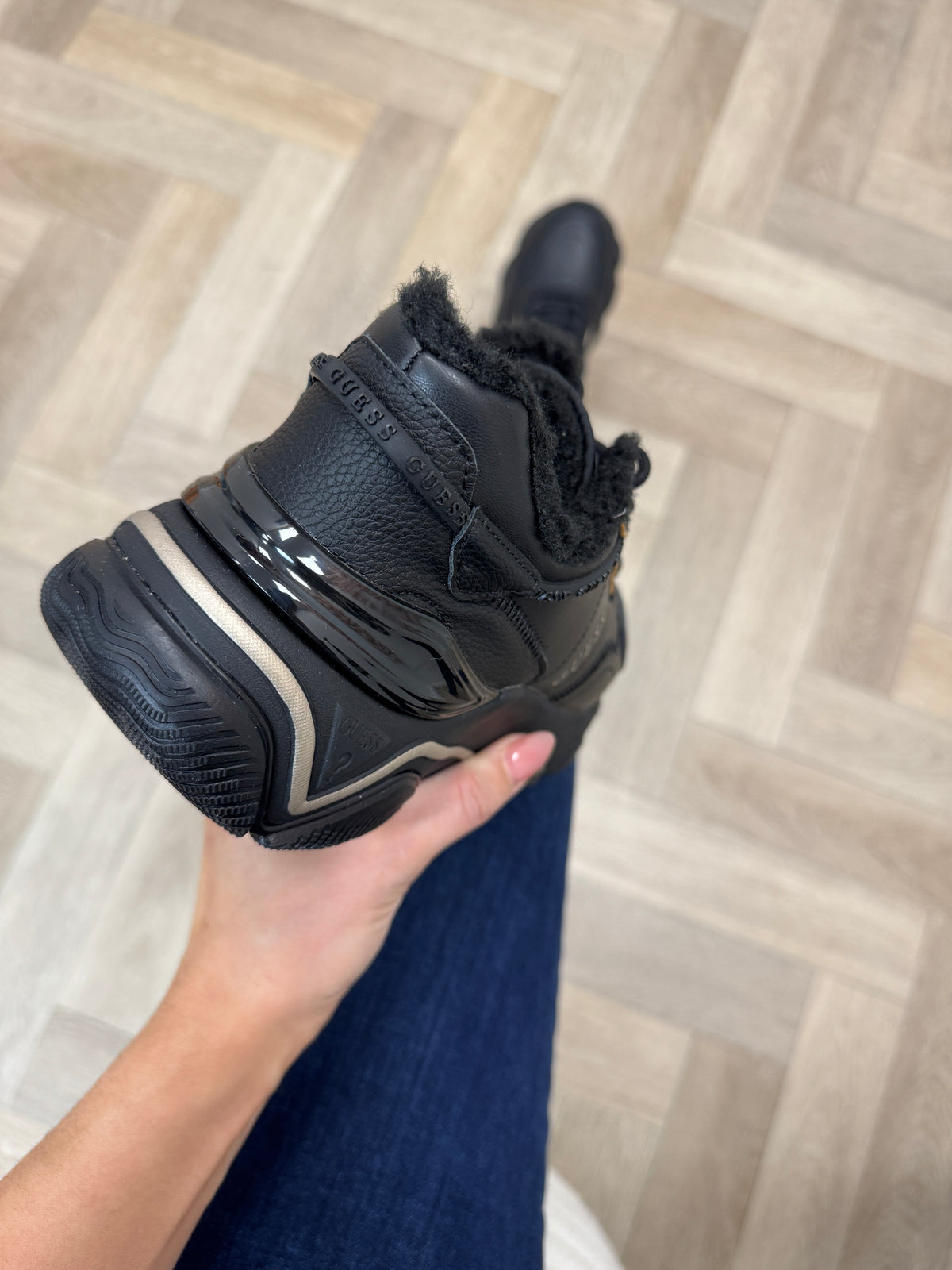 Sneakers Micola Black Guess 1487