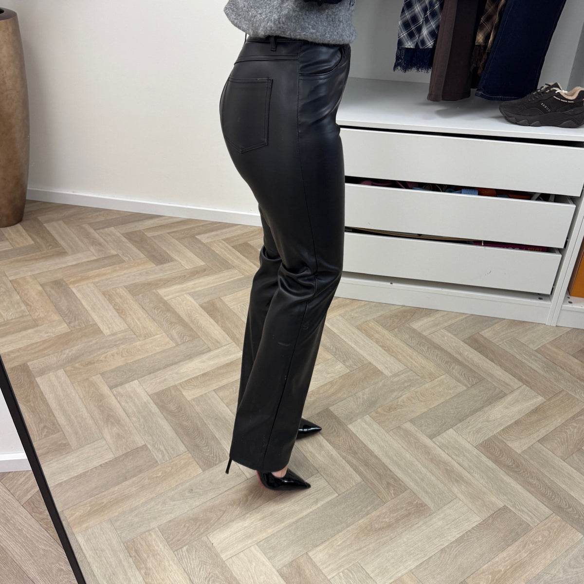 Leather Pants Straight Black 6015B