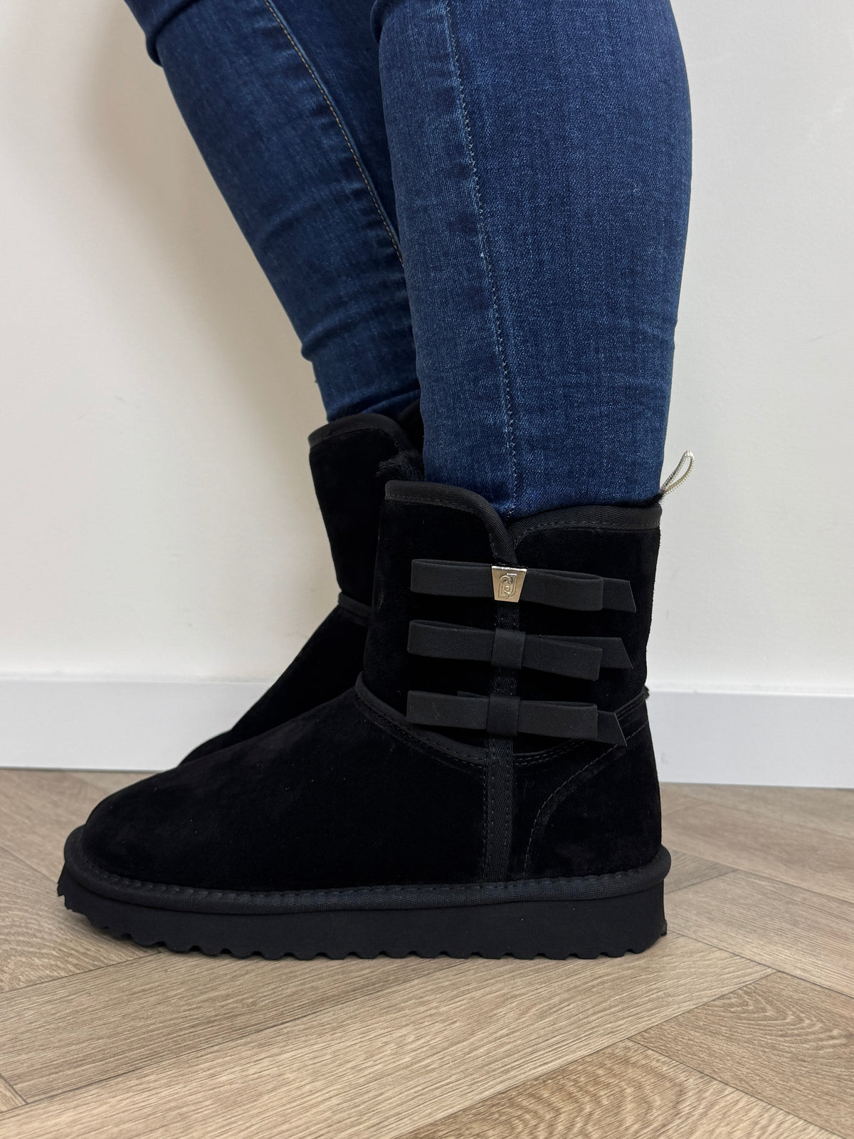 Uggies Cow Suede Jill Black Liu Jo 2023