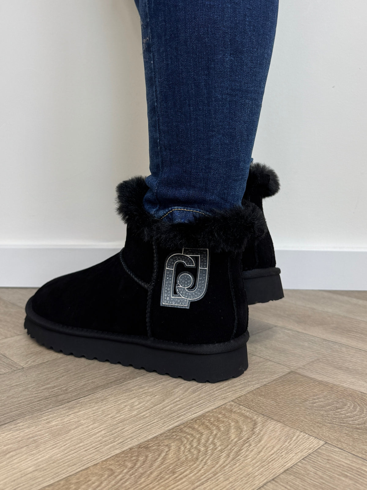 Ankle Boots LJ Logo Suede Black Liu Jo 2024