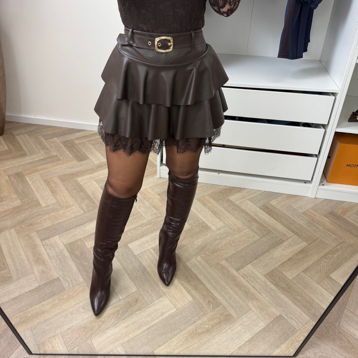 Skort Ruffle Lace Leather Choco M7695