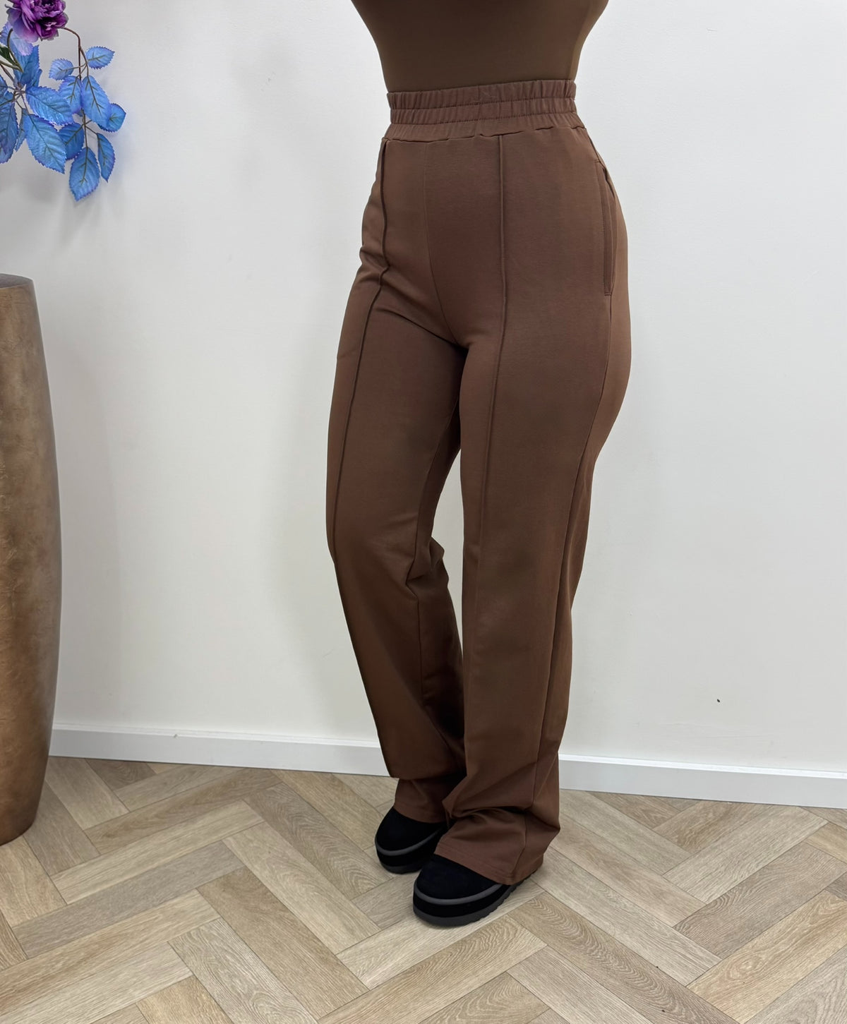 Pants Straight By Swan Choco HS6169