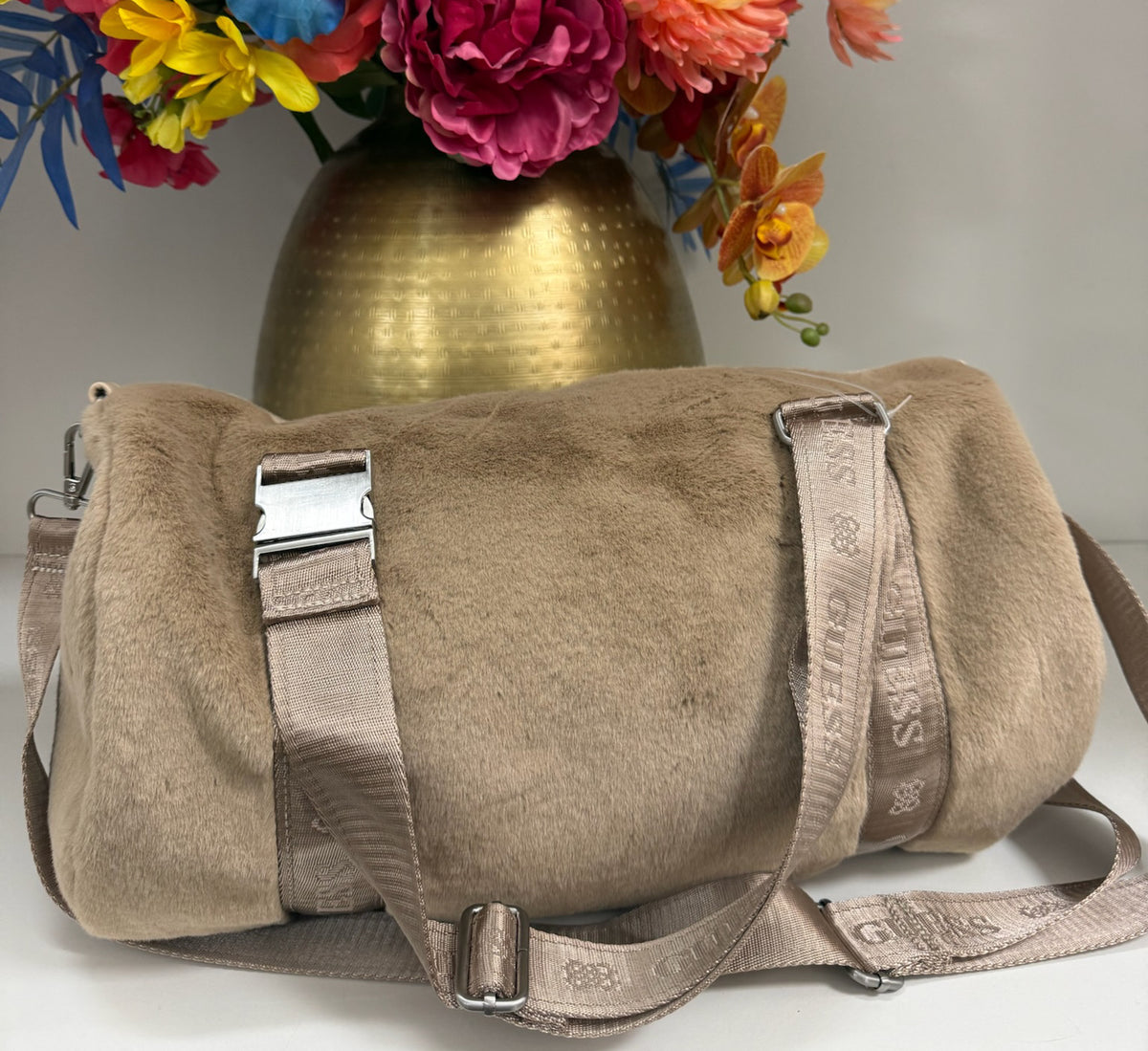 Fake Fur Bag Sand Guess 1428