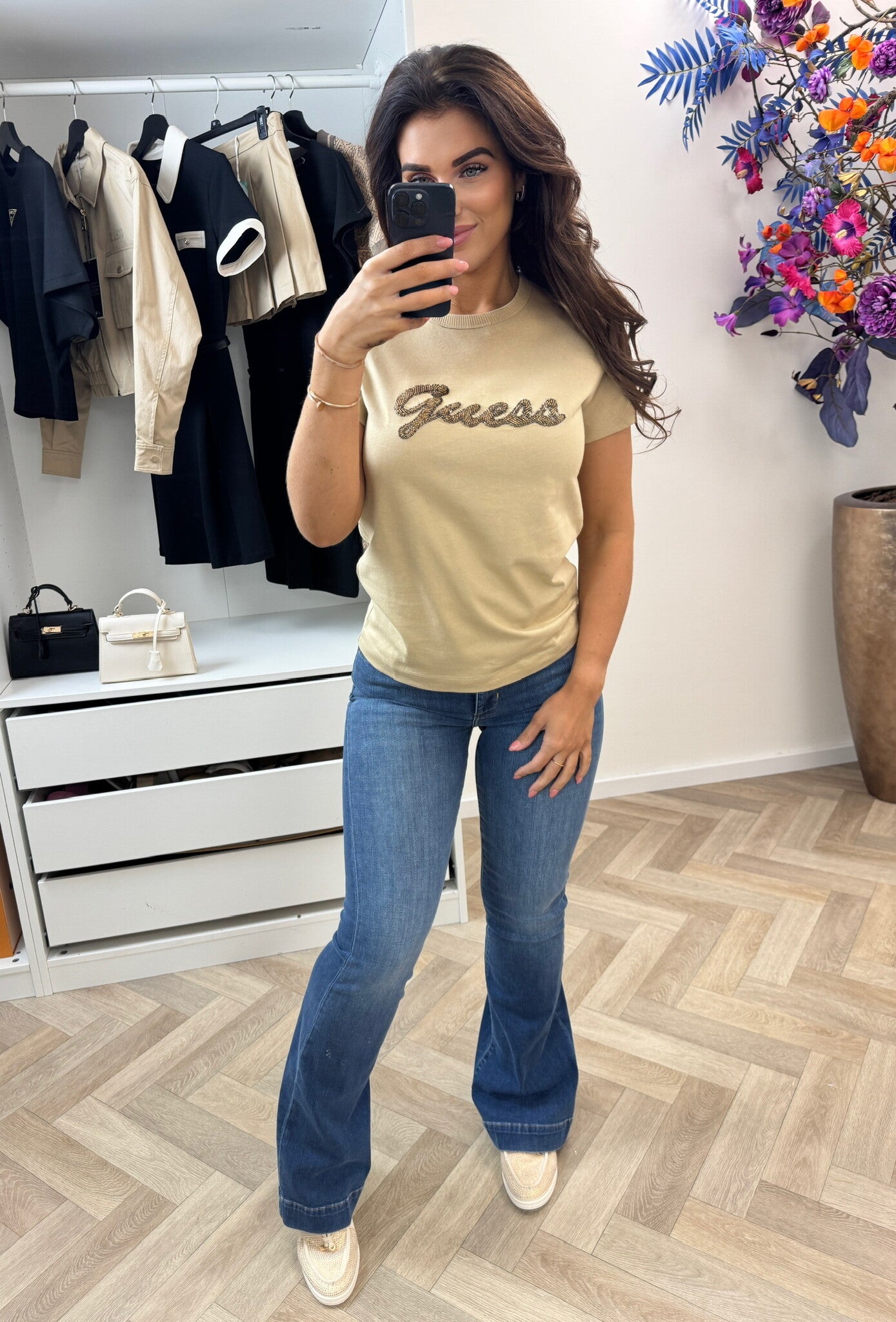 T-shirt Beads Script Guess Tan 1334