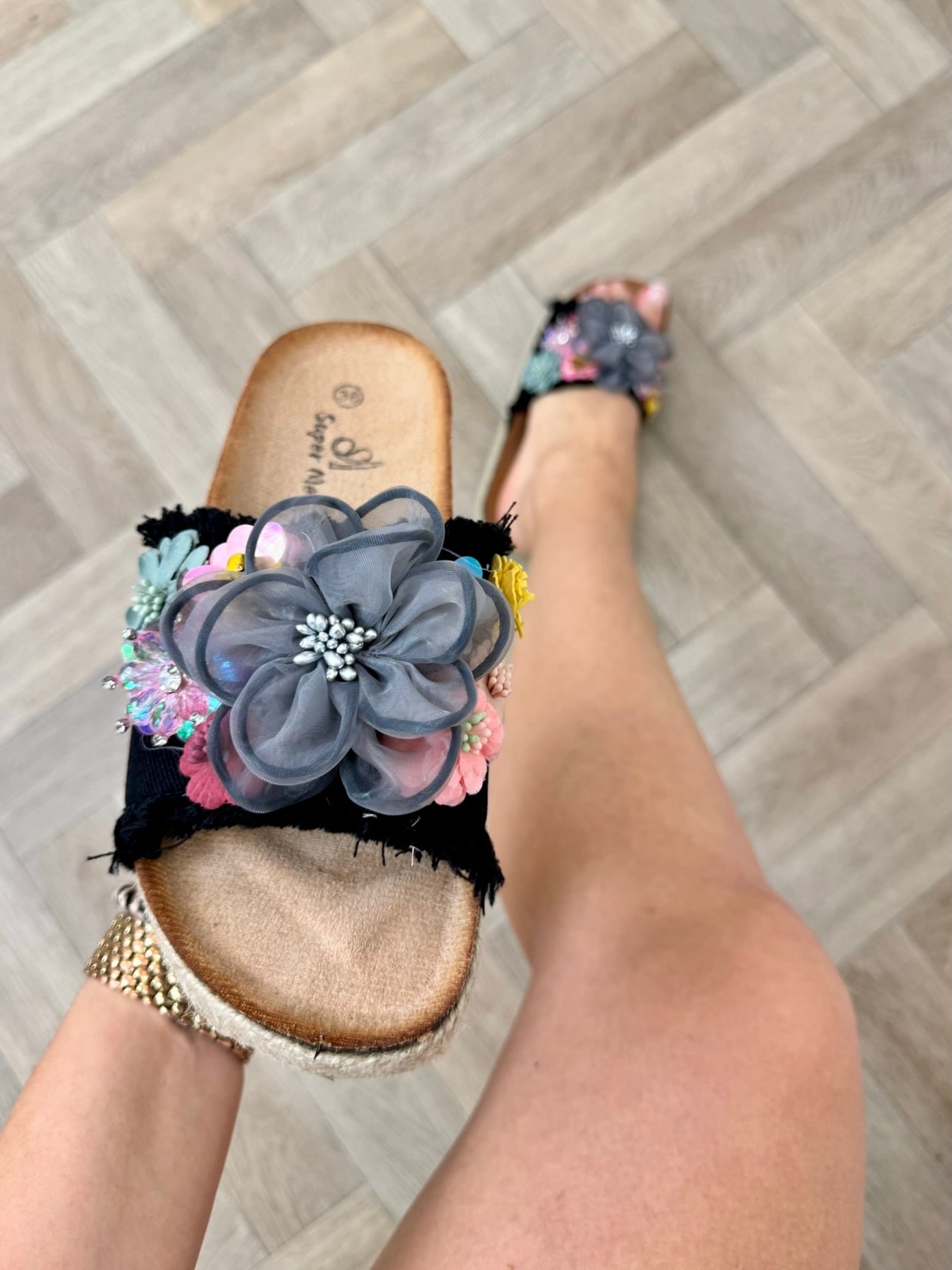 Slippers Flowers Colors AM-307 Black