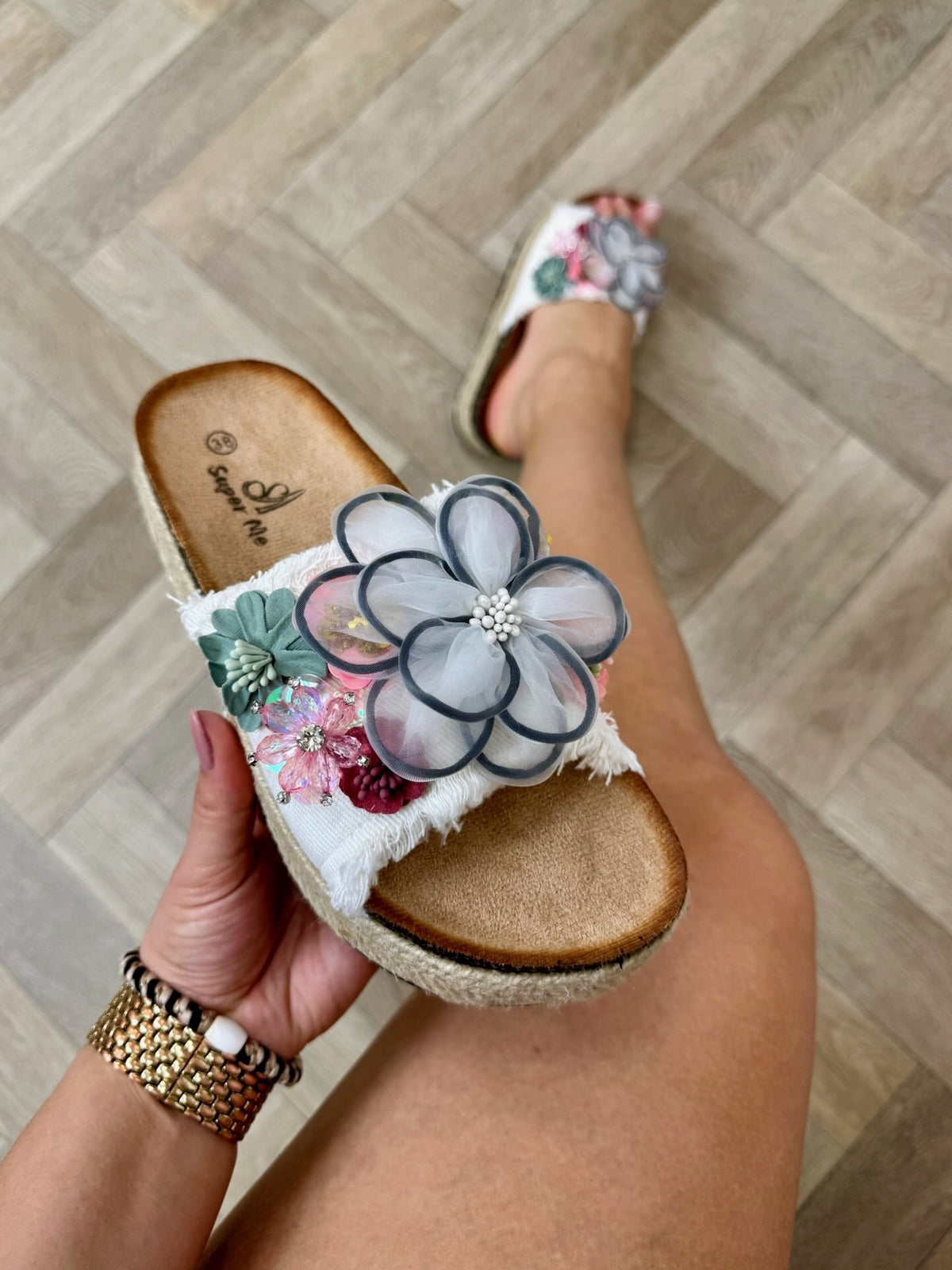 Slippers Flowers Colors AM-307 White