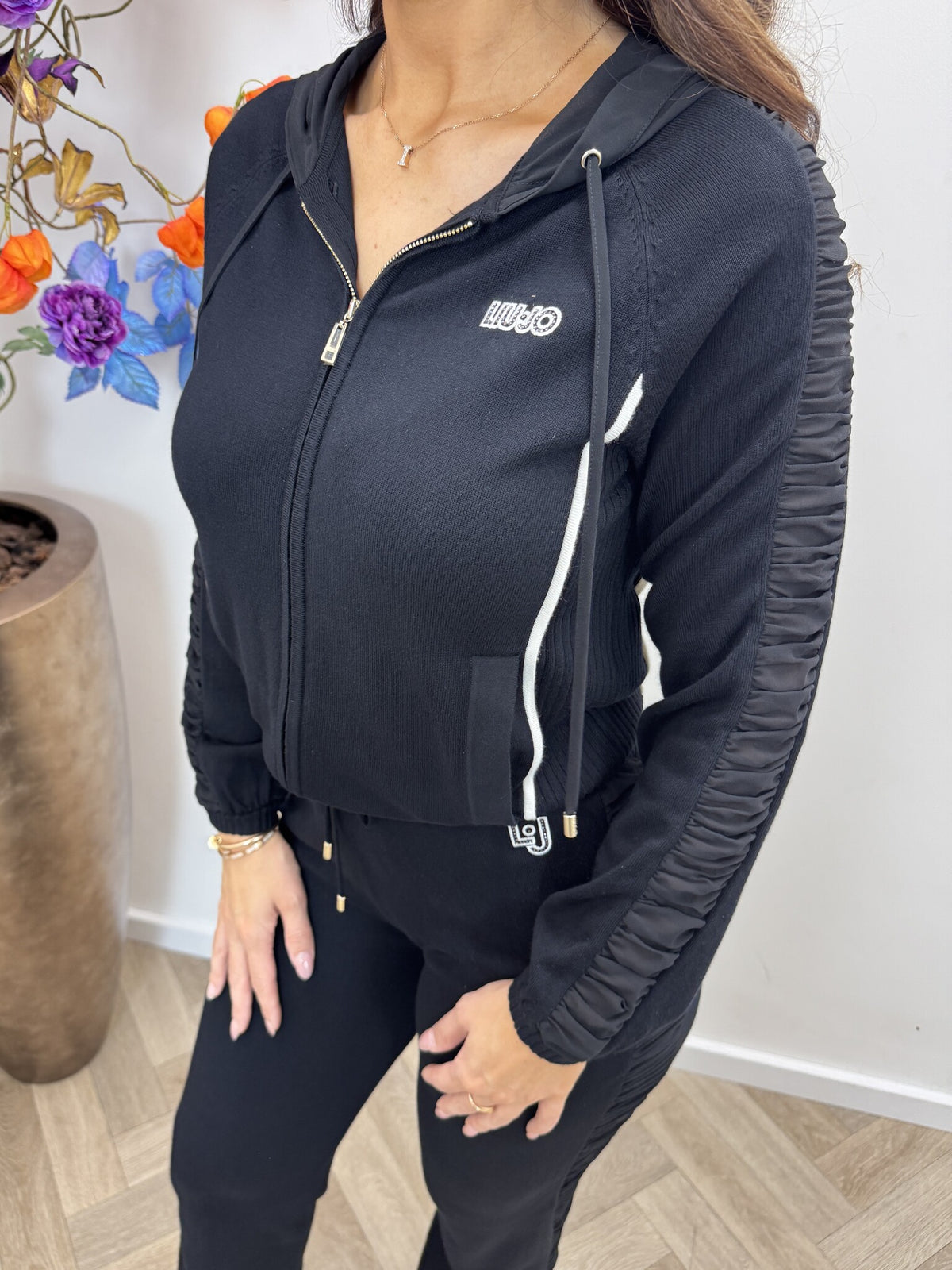 Jacket Ruffle Black Liu Jo 1984