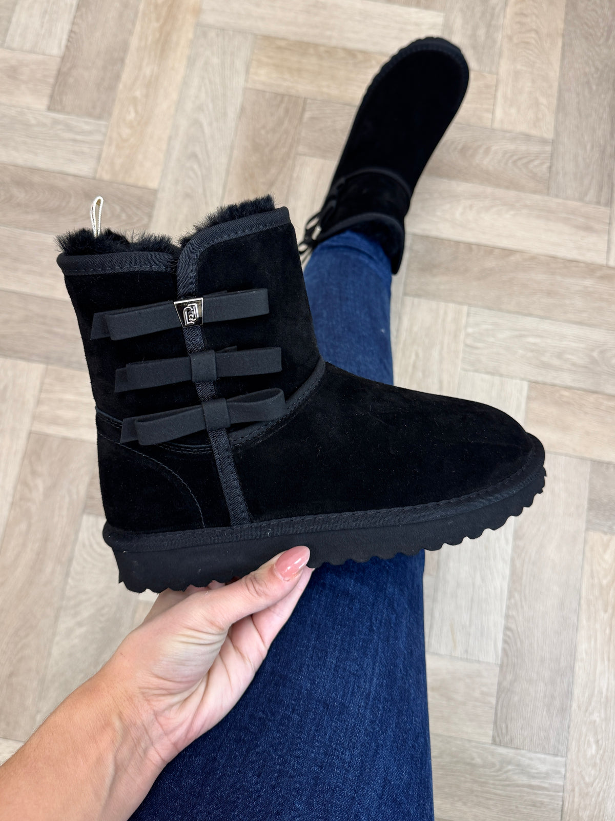 Uggies Cow Suede Jill Black Liu Jo 2023