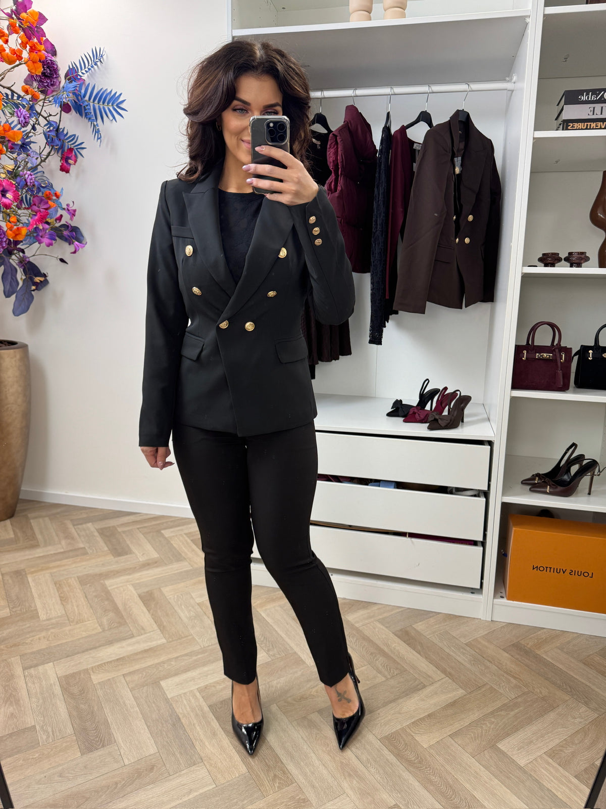 Blazer Gold Button Black V1721