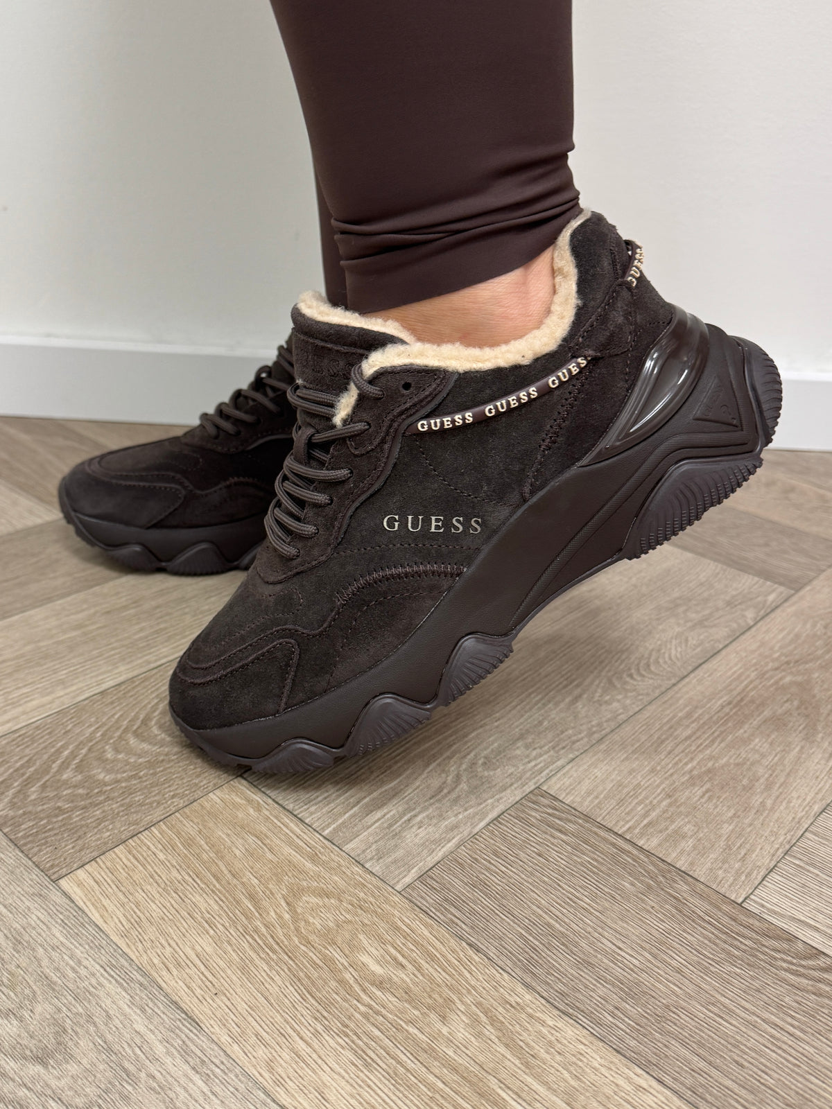 Sneakers Micola Suede Choco Guess 1432