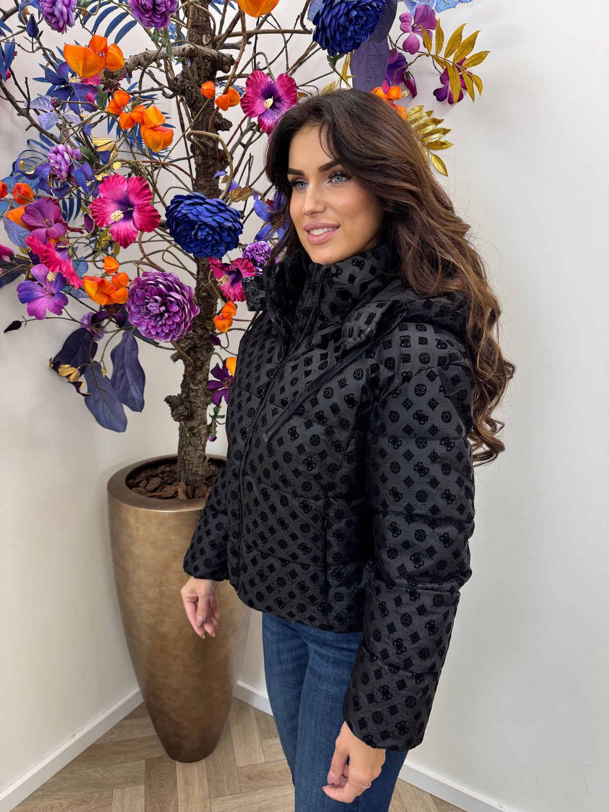 Puffer Jacket Daisy Logo Guess Black 1449