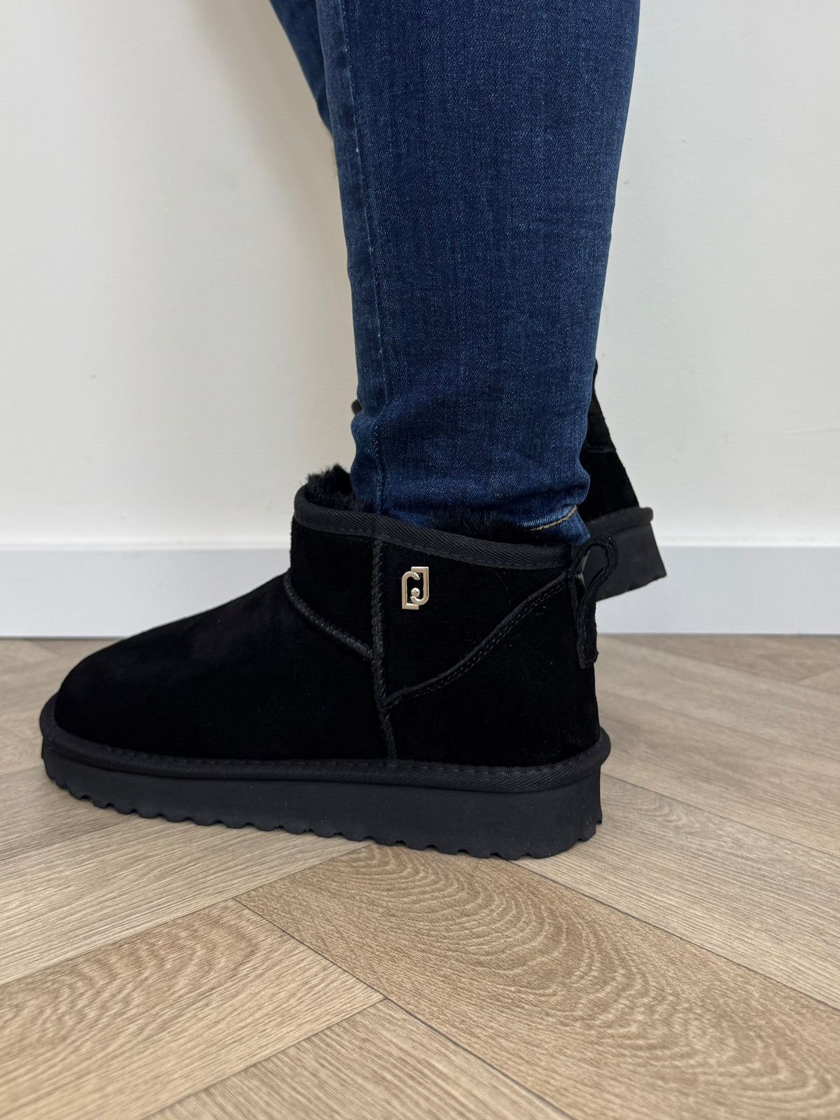 Mini Uggies Cow Suede Jill Black Liu Jo 2022