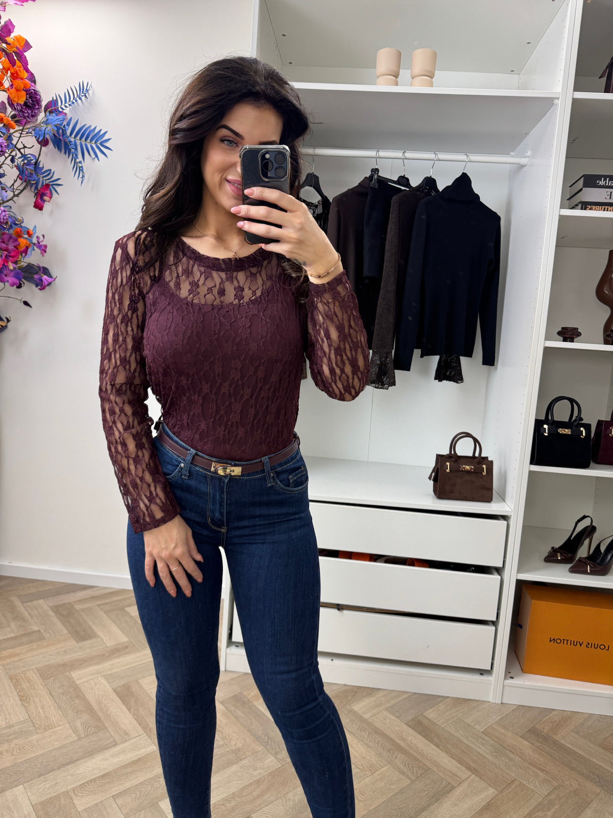 Top Lina Lace Wine