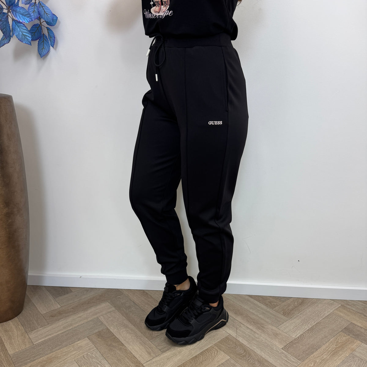 Jogger Fabrizia Black Guess 1407
