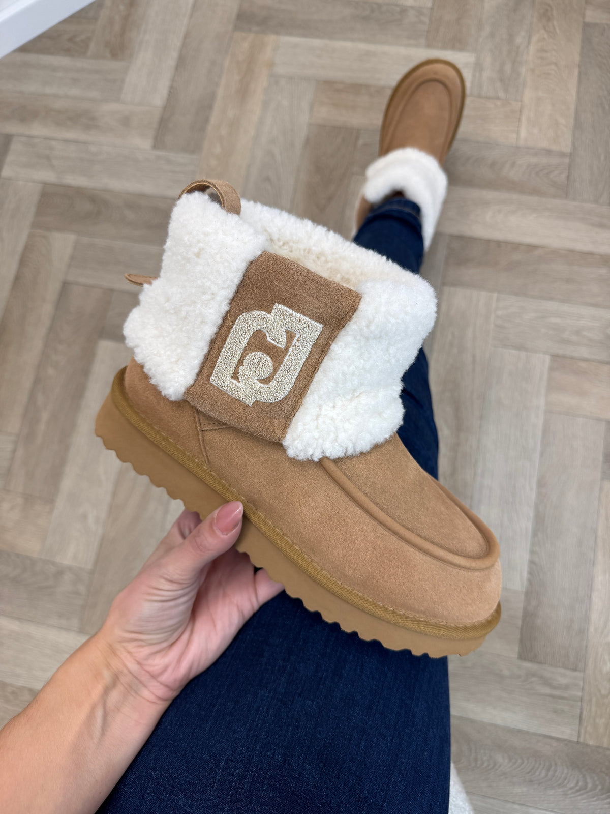 Ankle Boots Teddy LJ Logo Camel Liu Jo 2025