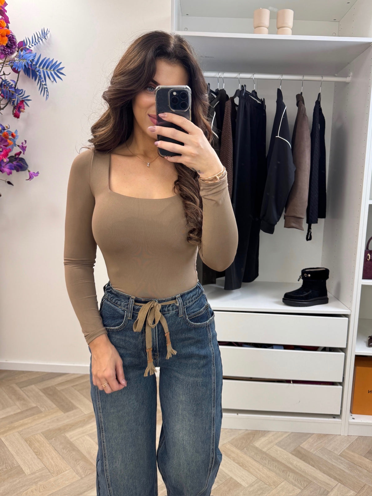 Basic Swan top Taupe HS9066