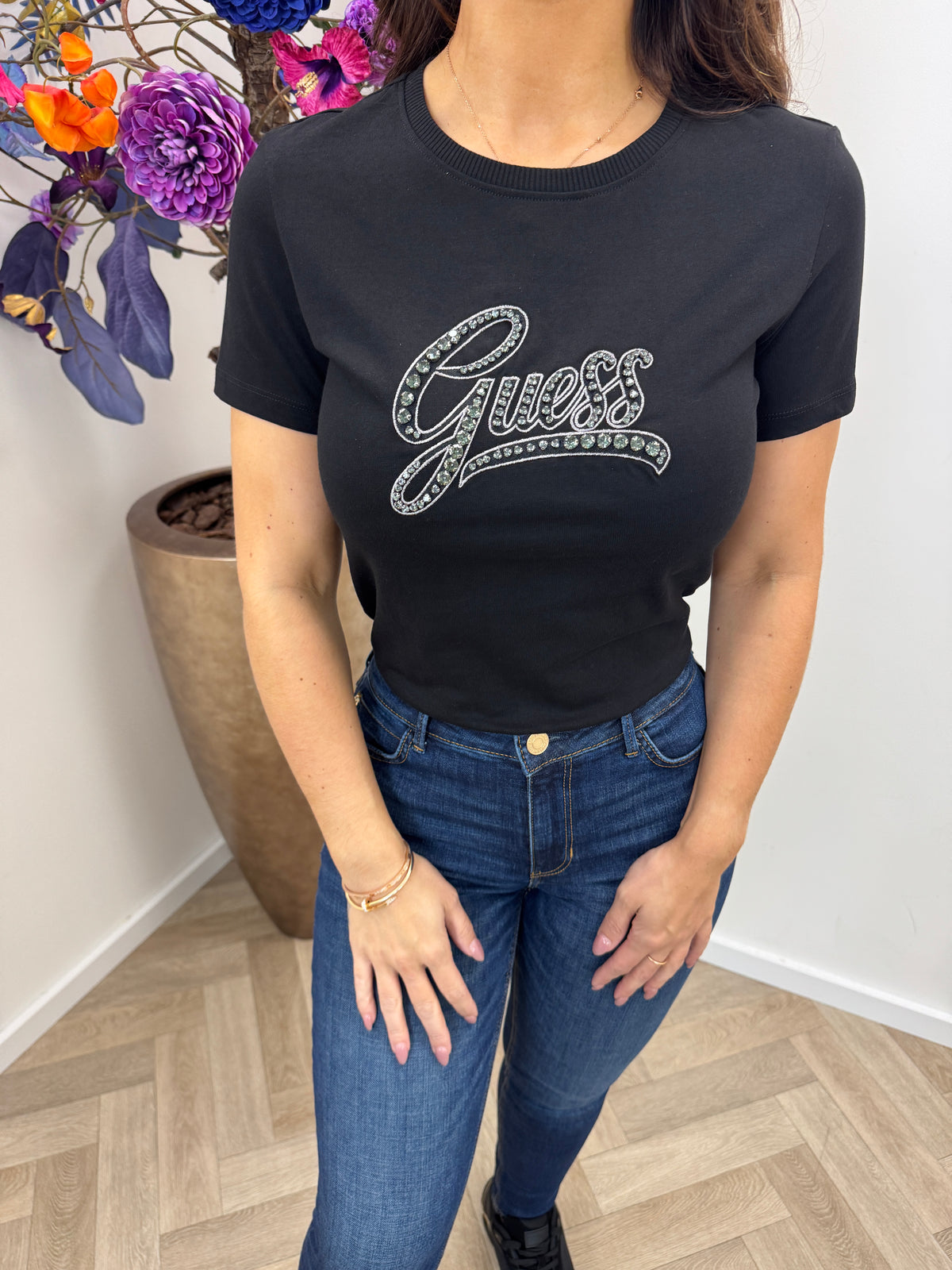 Top Script Logo 3D Black Guess 1464