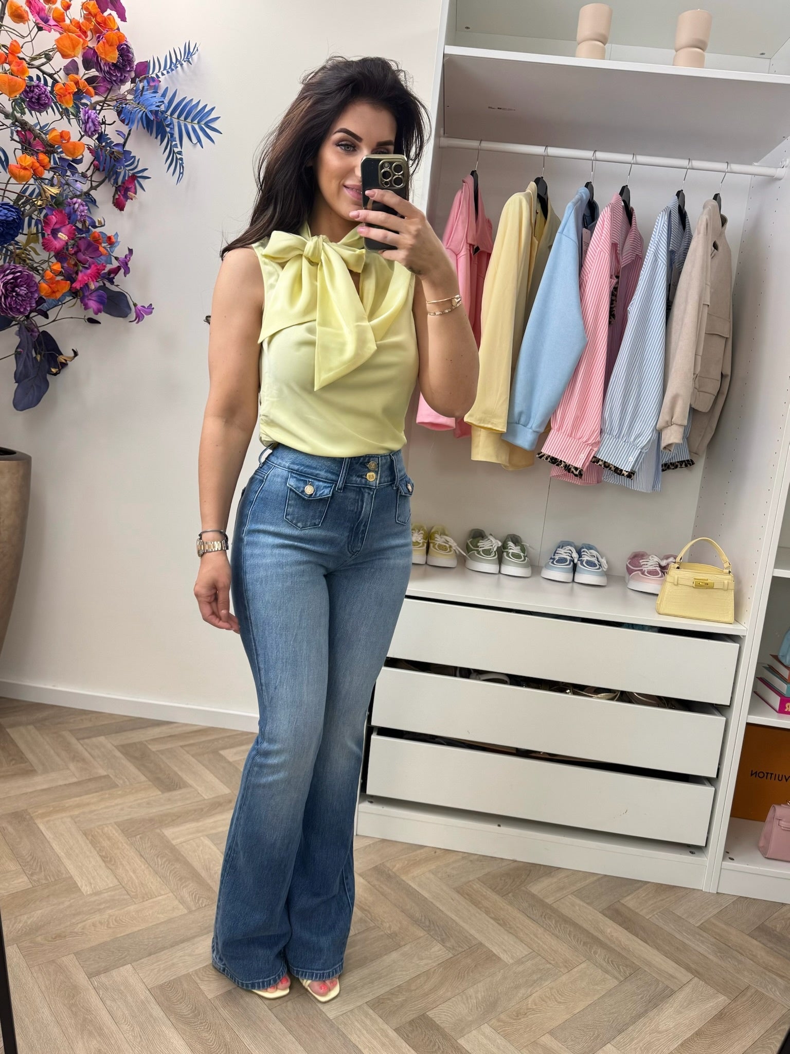 Top Provo Satin Lemonade Nikkie