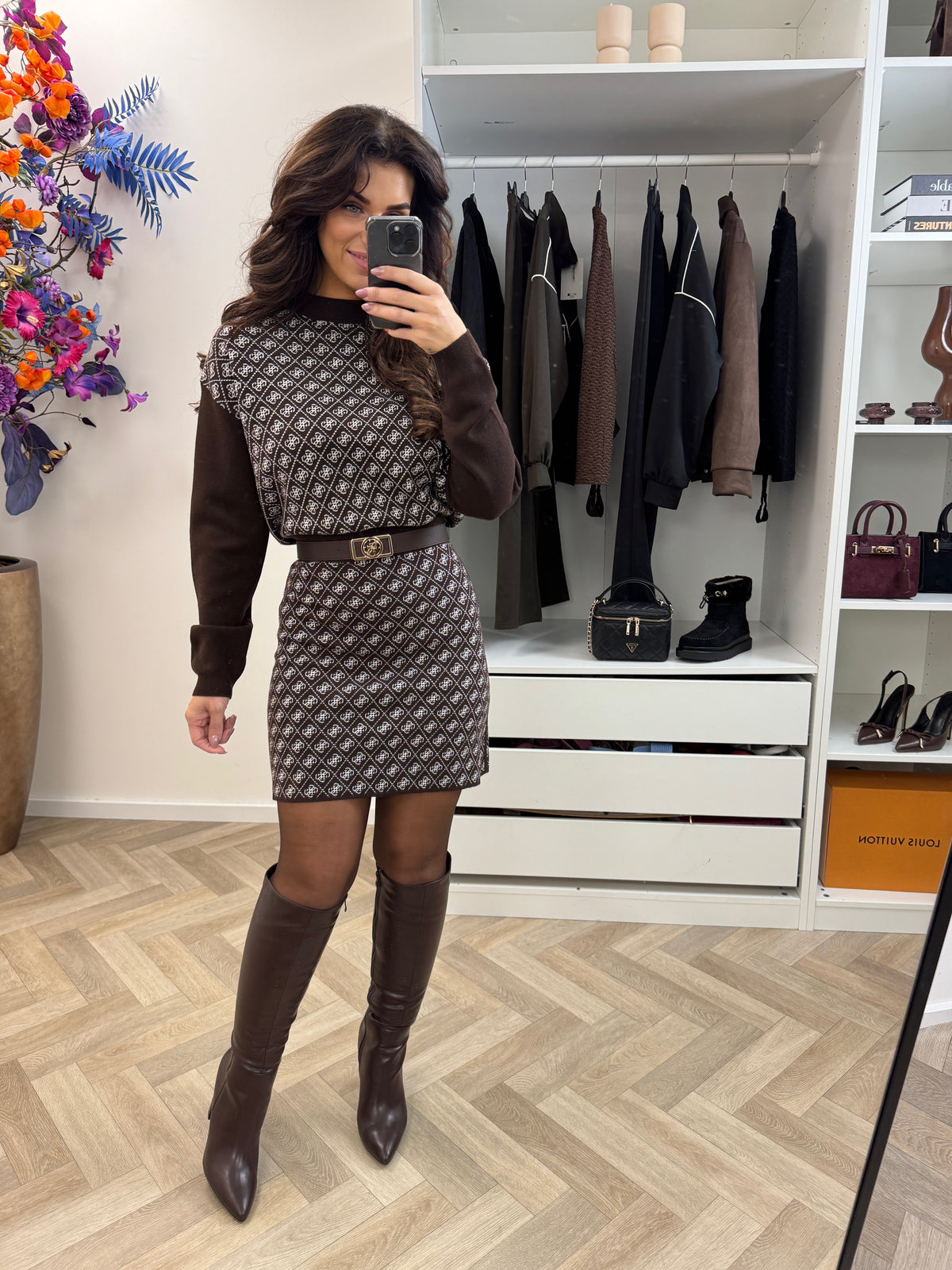 Sweater Aubrey Choco Guess 1362
