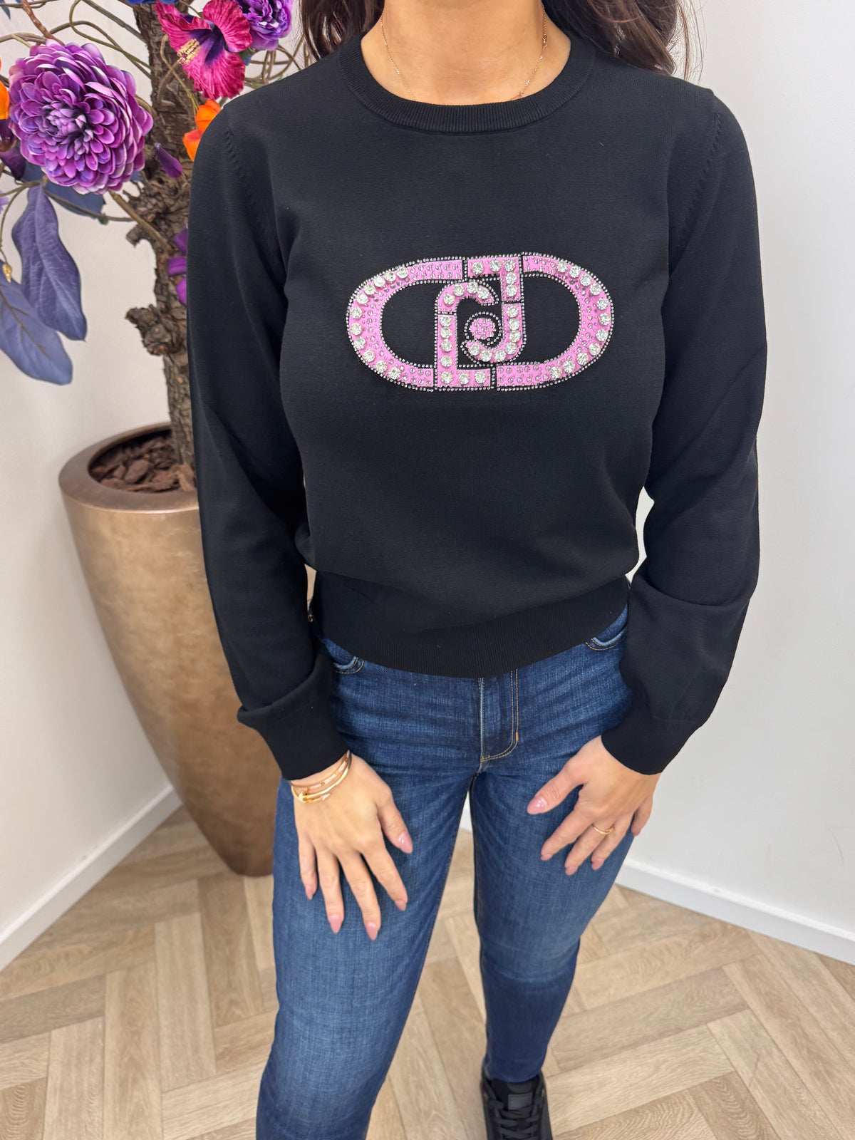 Sweater Round Logo Nero Monogram Stone Liu Jo 2001