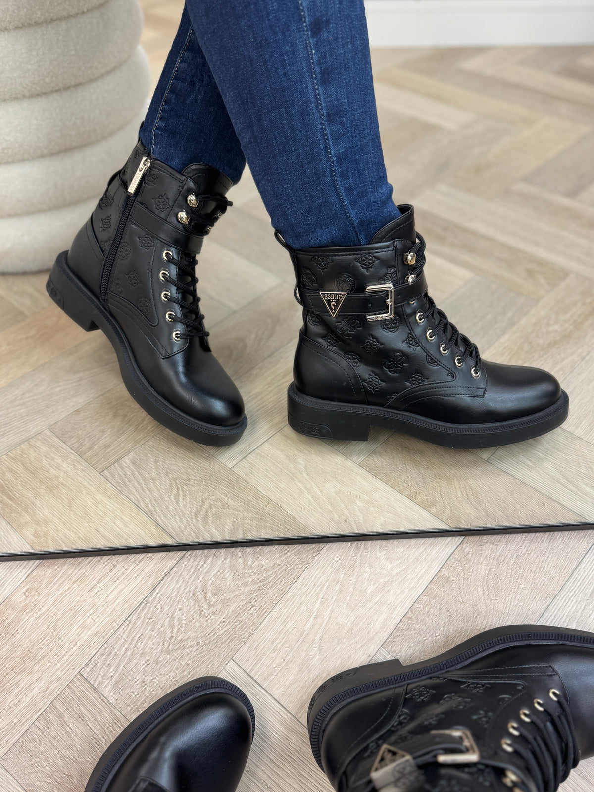 Boots Felini Black Guess 1441