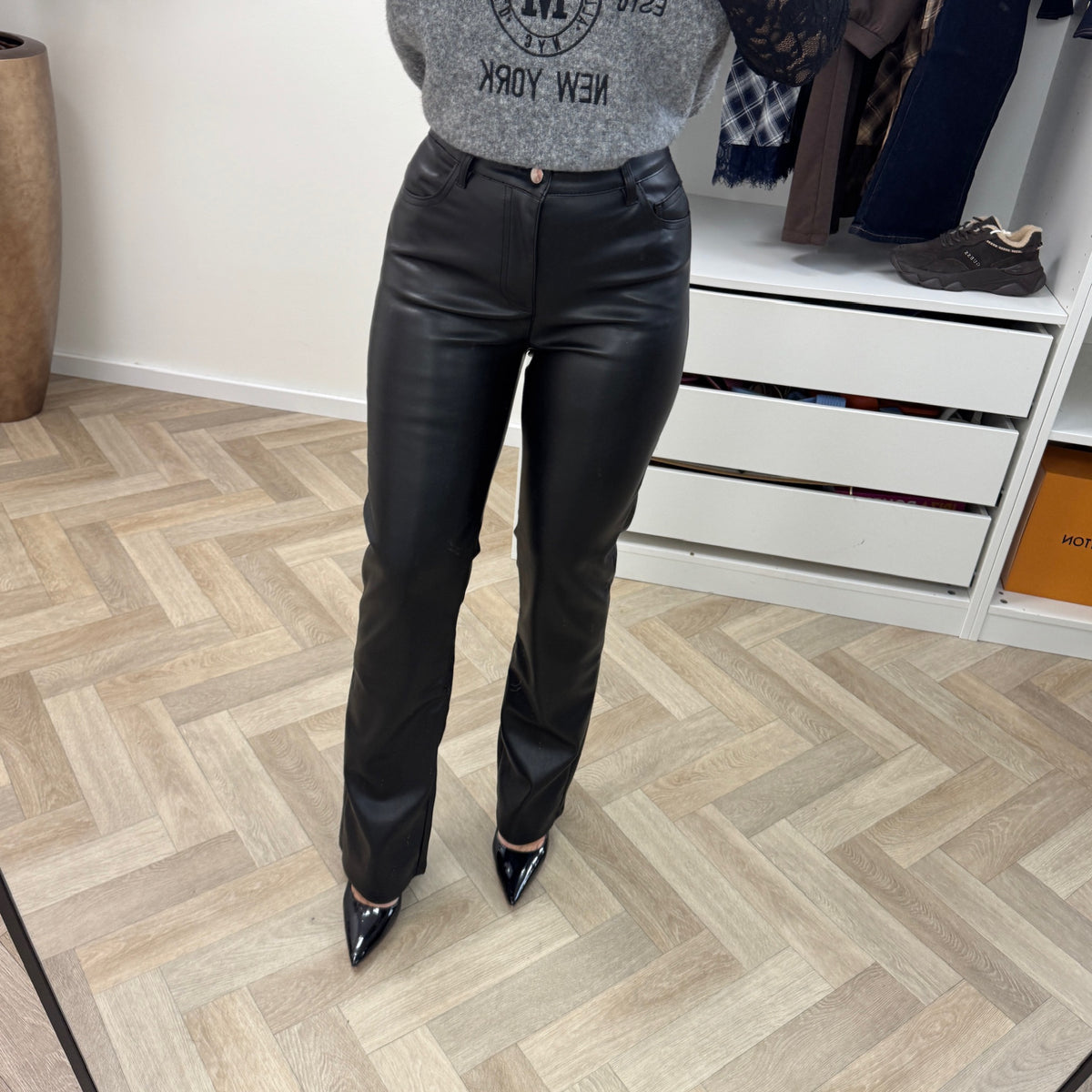 Leather Pants Straight Black 6015B