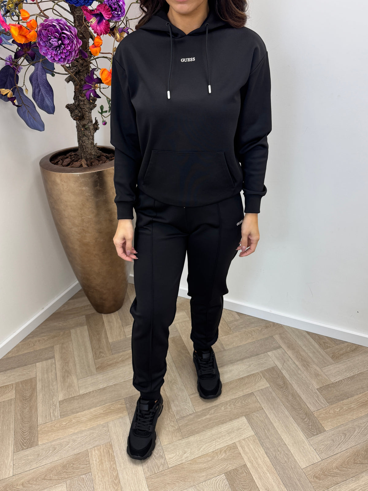 Hoodie Fabrizia Black Guess 1406