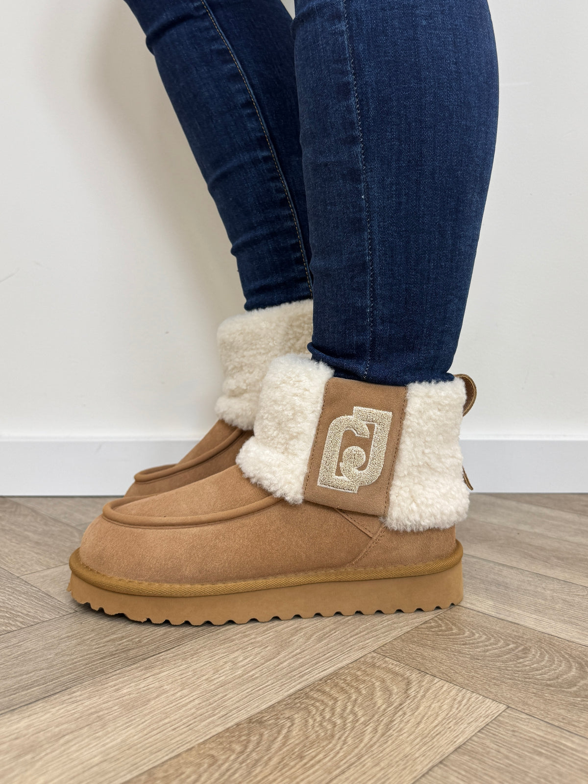 Ankle Boots Teddy LJ Logo Camel Liu Jo 2025