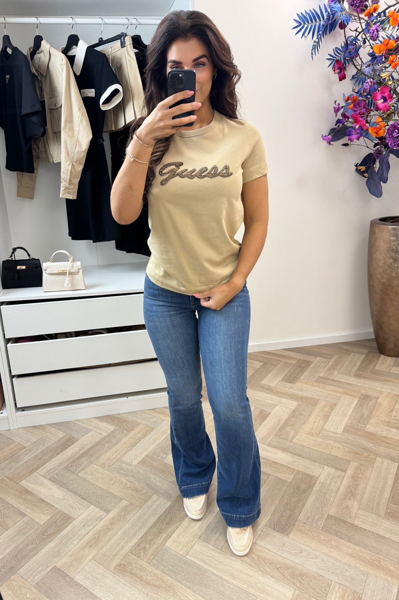 T-shirt Beads Script Guess Tan 1334