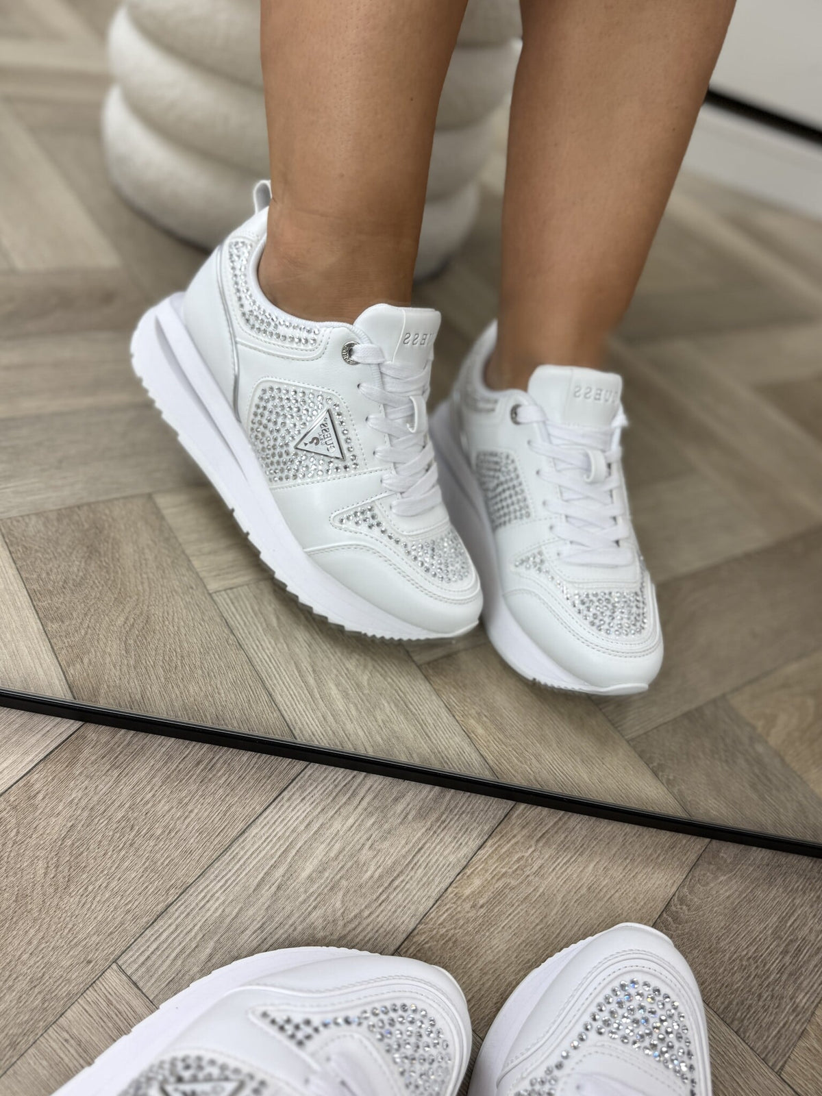 Sneakers Evory White Clear Guess 1349