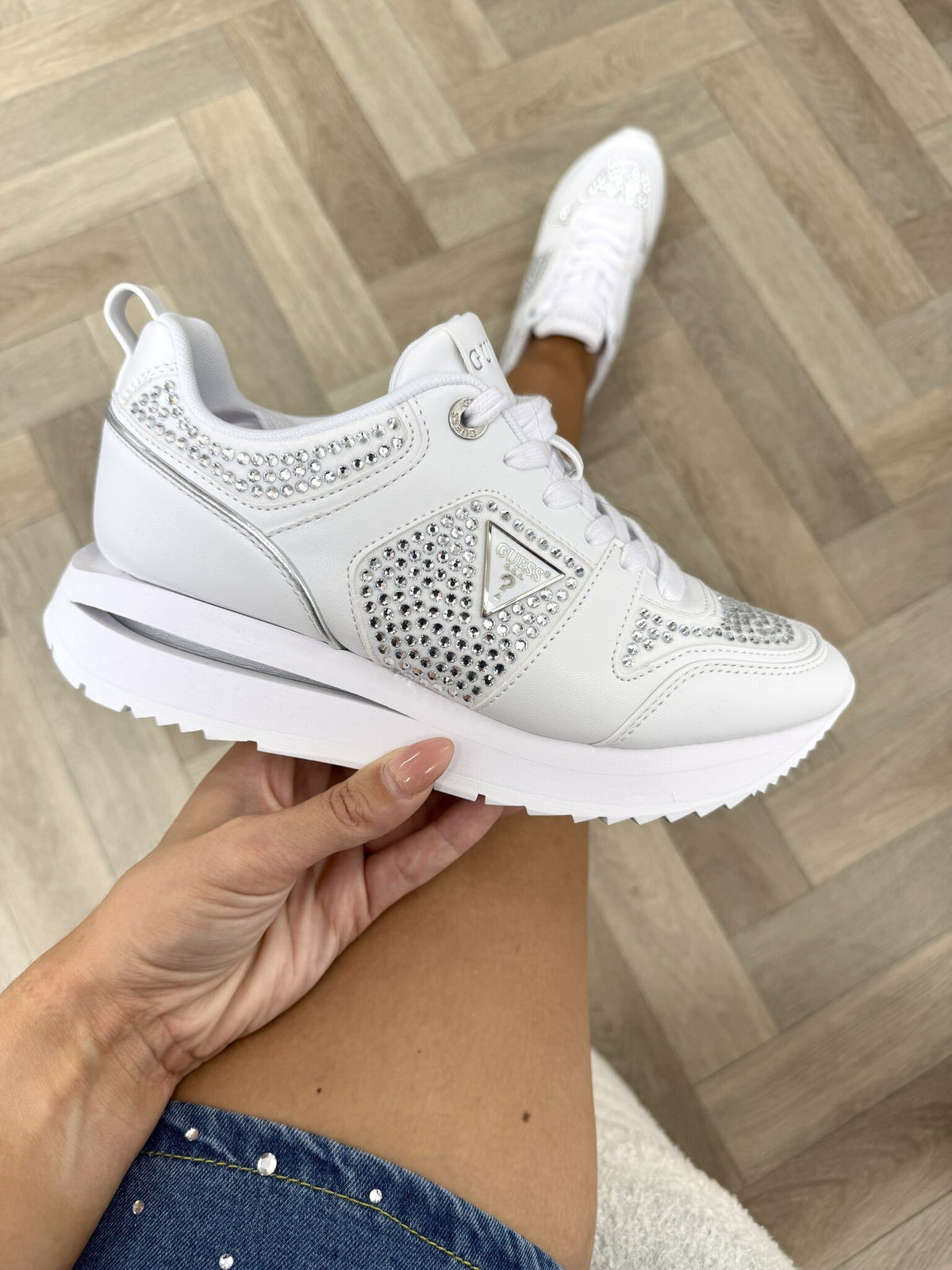Sneakers Evory White Clear Guess 1349