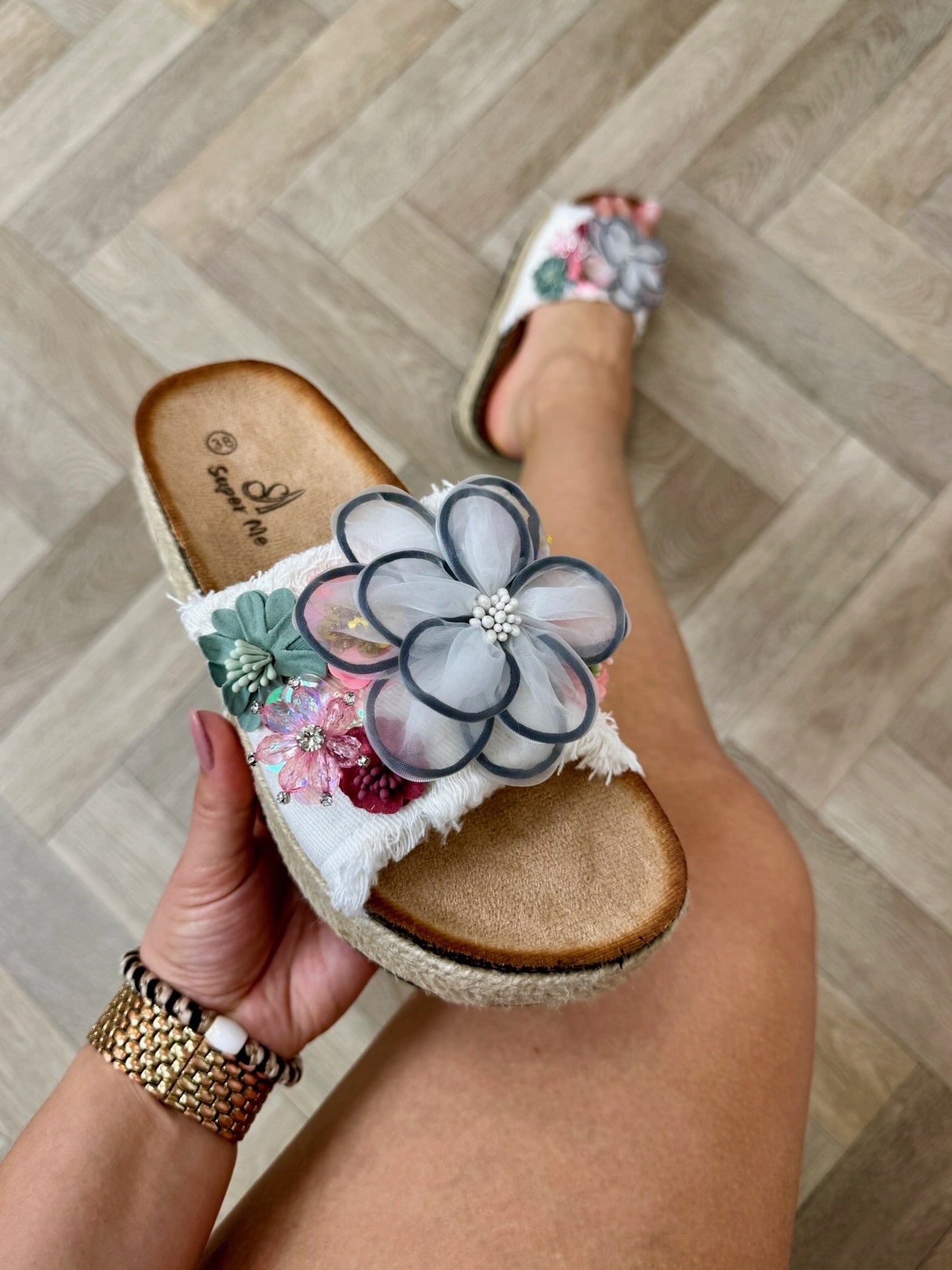 Slippers Flowers Colors AM-307 White
