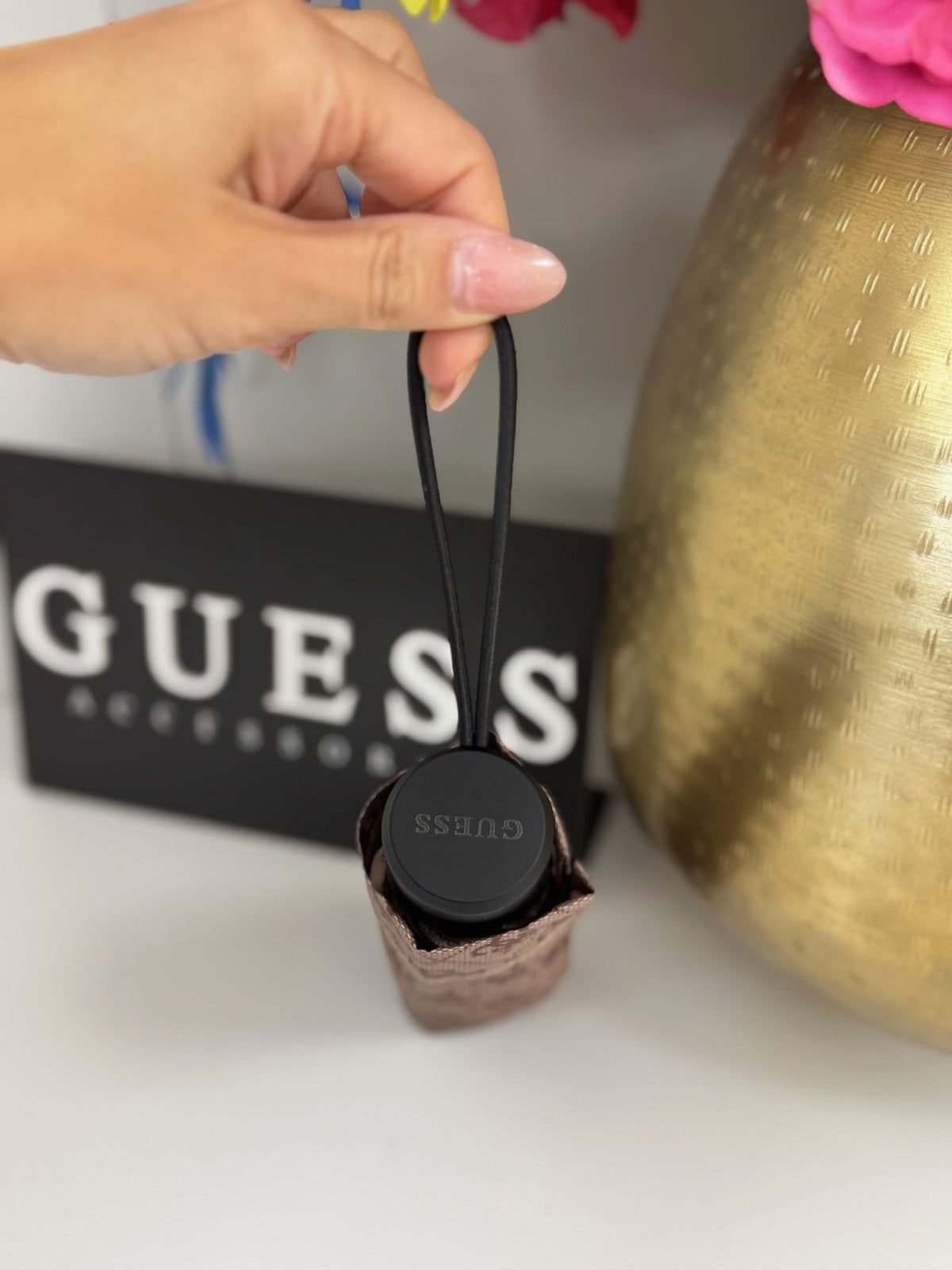 Paraplu Mini Latte Logo Guess 1381