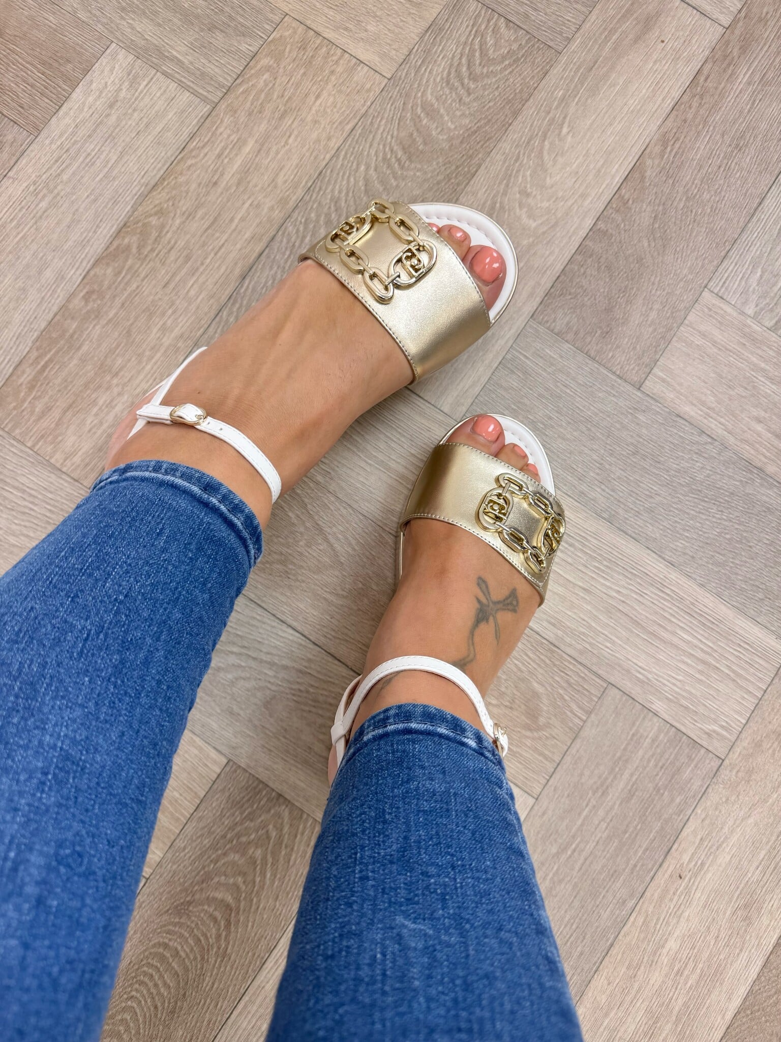 Sandal Flo Calf Leather Gold Liu Jo 1878